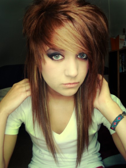 Cute Long Straight Emo Hairstyles for Girls