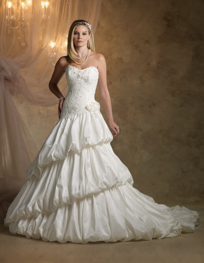 Elegant Wedding Dress