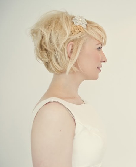 Layered Simple Messy Wedding Hairstyle for Short Hair