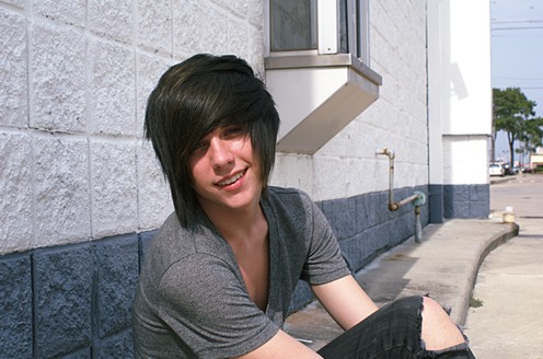 Sexy Emo Guys Long Black Emo Hairstyle with Long Bangs