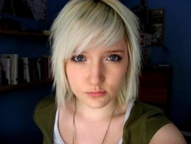 Short Blonde Emo Haircuts for Girls