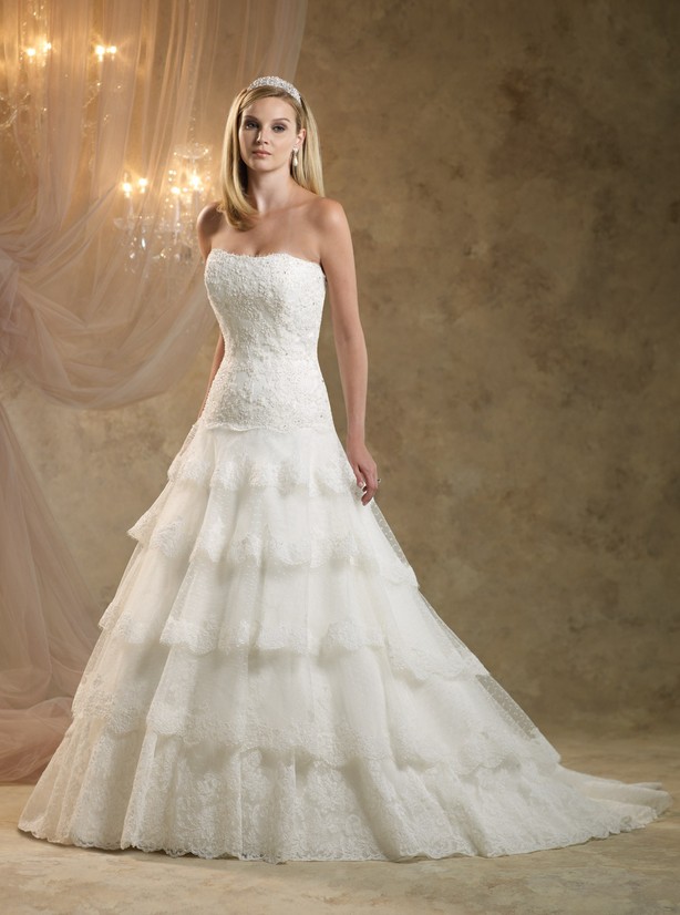 Traditional Royal Wedding Dress 2013