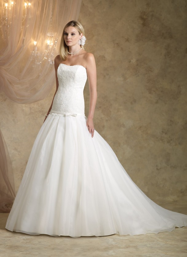 Traditional Royal Wedding Dress