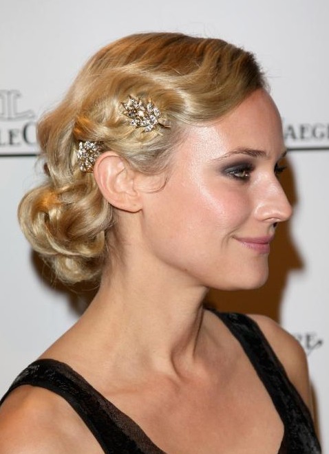 Side View of Vintage Wavy Hairstyle for Medium Length Hair - Hairstyles 2014