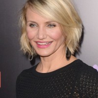 Short Choppy Bob Hairstyle for Women Over 40 - Cameron Diaz Hairstyles