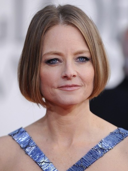 Short Sleek Bob Haircut for Women Over 50 - Jodie Foster Hairstyles