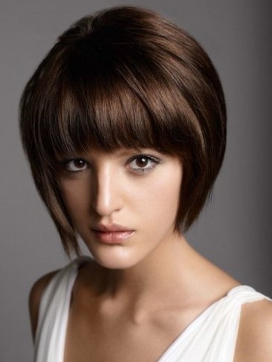 hairstyles with short bangs