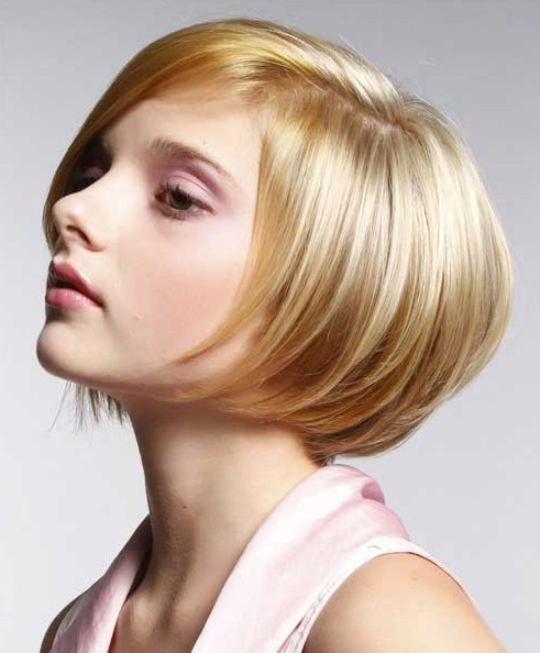 Short Straight Hairstyles for Women - Stacked Bob Hairstyle 2014