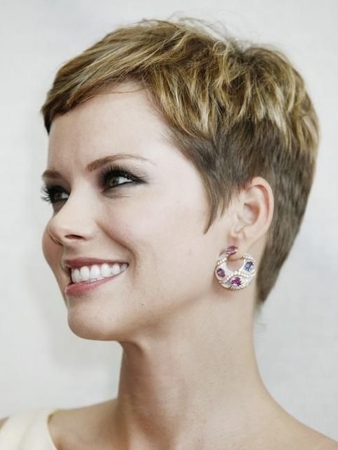2014 Really Short Hairstyles for Women Over 40