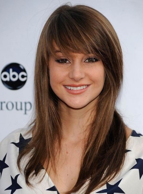 2014 Long Hairstyle with Side Swept Bangs | Pretty Designs