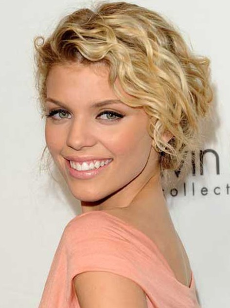 Short Wavy Haircuts for Women - Fashionable Hairstyles