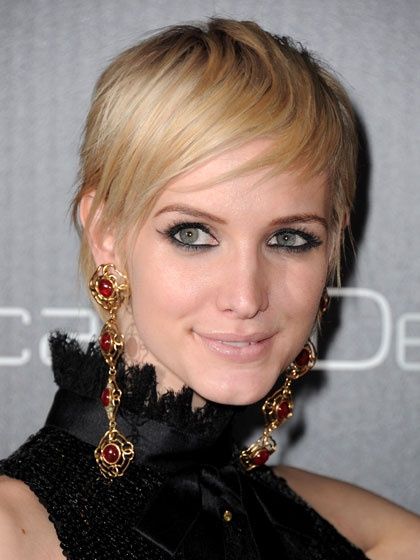 Casual Wispy Short Blond Hairstyle