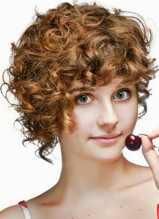 25 Short Curly Hairstyles For Women Best Curly Hair Cuts