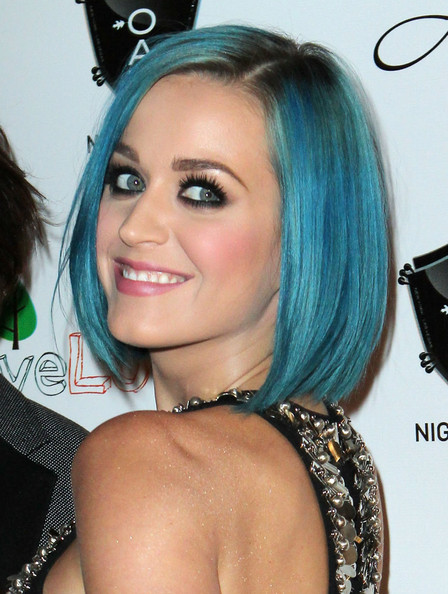 Katy Perry Short Hairstyles: Sleek and Classic Side-parted Bob in Blue