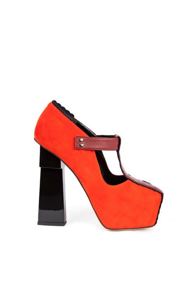 Orange Flatform Shoes by Aperlaï