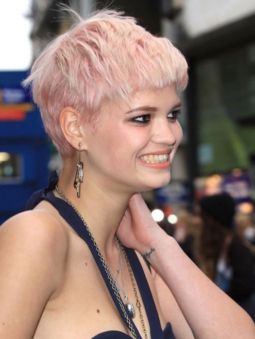Sexy Pink Pixie cut for Short Hair: Trendy Short Haircut for 2014