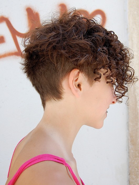 Short Hairstyles For Curly Hair