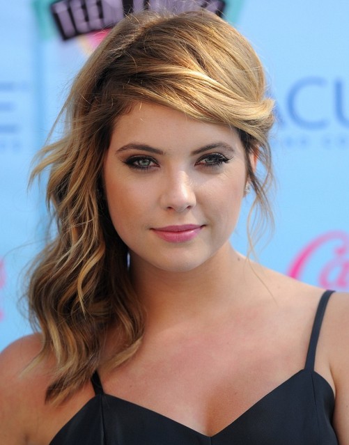 2014 Ashley Benson Long Hairstyles: Wavy Hairstyle with Side Bangs