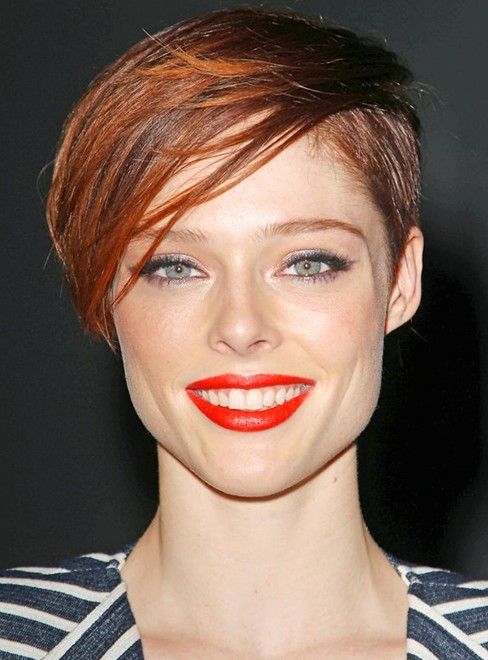 2014 Coco Rocha's Short Hairstyles: Cute Matural Pixie Cut with Side Bangs