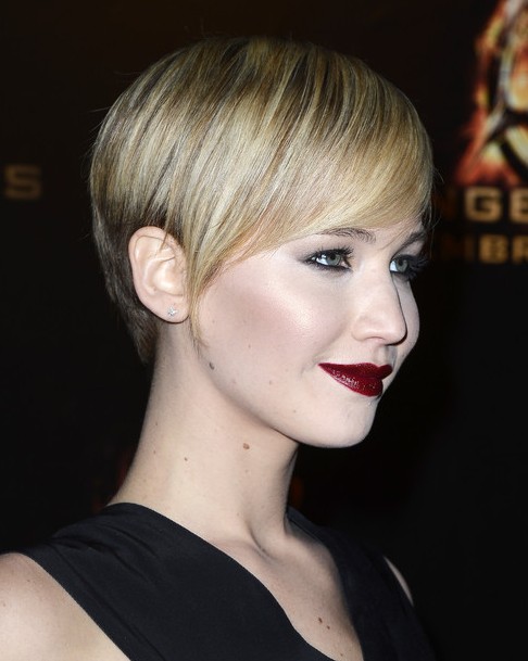 2014 Jennifer Lawrence Hairstyles: Best Short Pixie Haircut