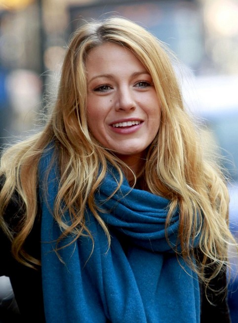Blake Lively Long Hairstyle: Golden Wave for Winter