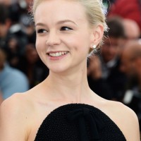 Carey Mulligan Classic Bun
