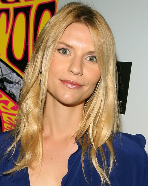 Claire Danes Hairstyles: Center-parted Medium Haircut