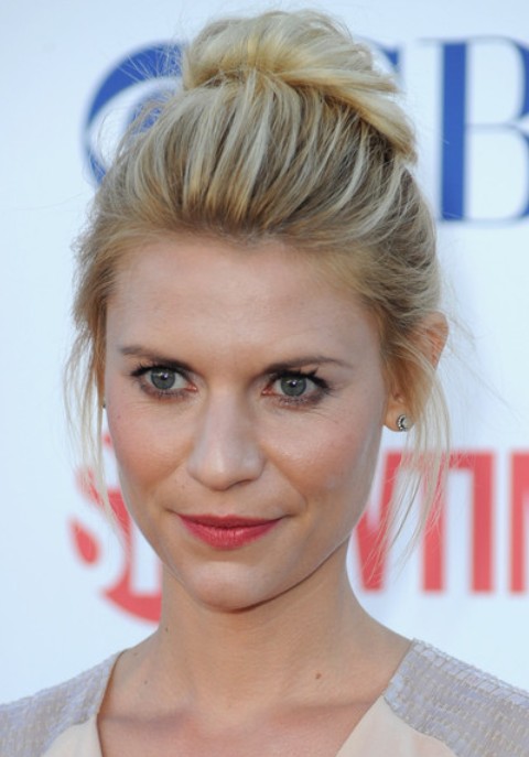 Claire Danes Hairstyles: Loose Bun for Blonde Hair