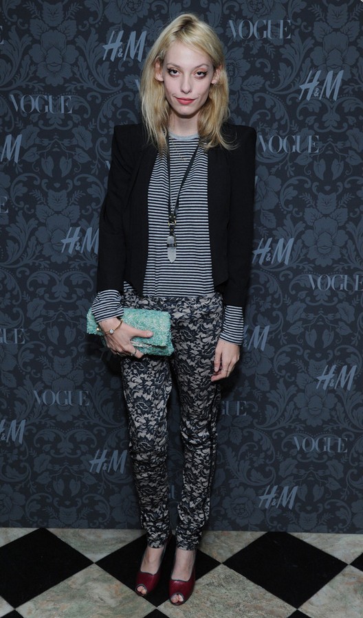15 Most Stylish Print Skinnies and Pants for 2022 - Pretty Designs