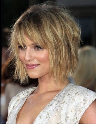 Dianna Agron: Chopped Bob Hairstyle with Layers for Stylish Party Hair Look