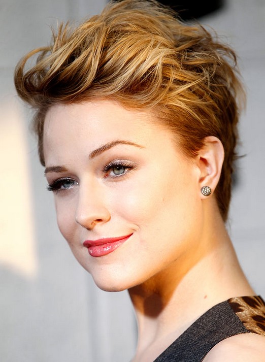 Evan Rachel Wood's Short Hairstyles: Layered Pixie Haircut for 2014