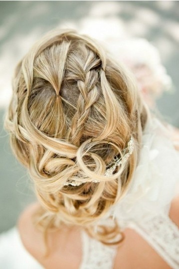 Gorgeous Braided Bun Hairstyle For Wedding Hair