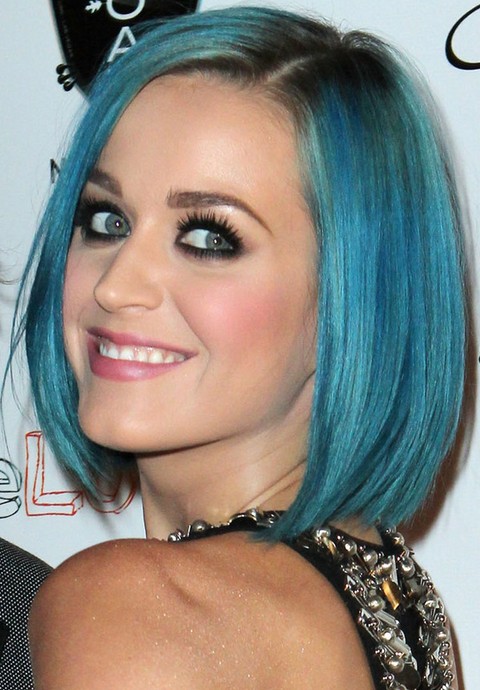 Kat Perry Hairstyles: Blue Side-parted Bob