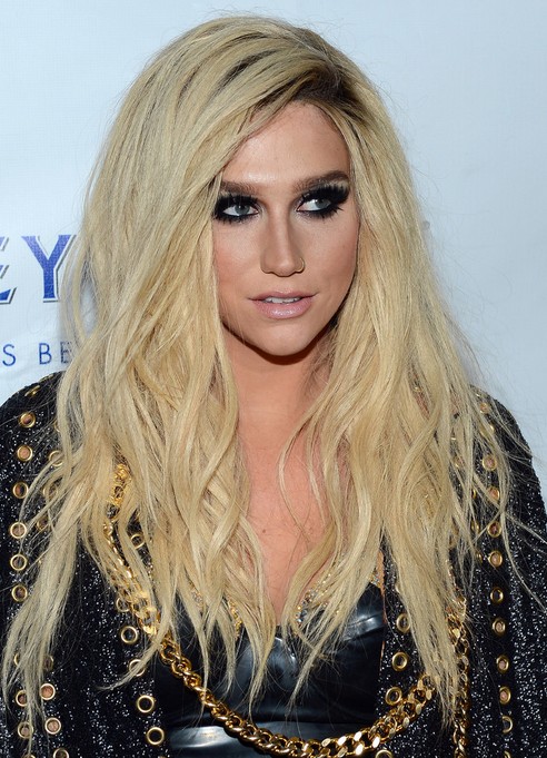 Kesha Long Hairstyles: Blonde Layered Hairstyle for Straight Hair