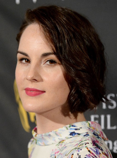 Michelle Dockery's Short Hairstyles: Easy Curly Haircut