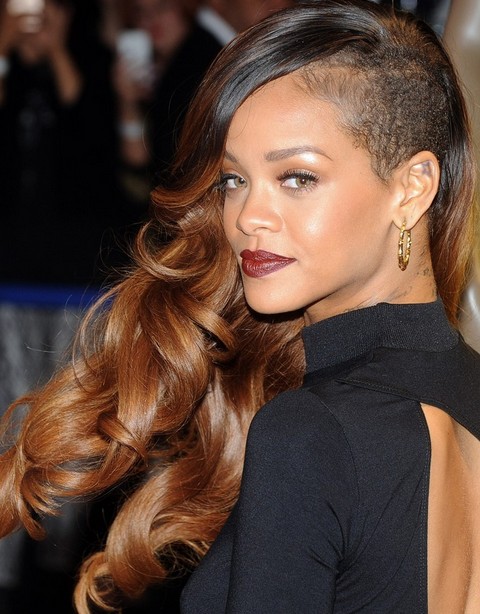 Rihanna Hairstyles: Edgy-chic Side-swept Long Curls