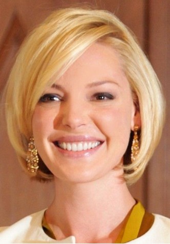 Short Deep Parted Bob Haircut for Round Face