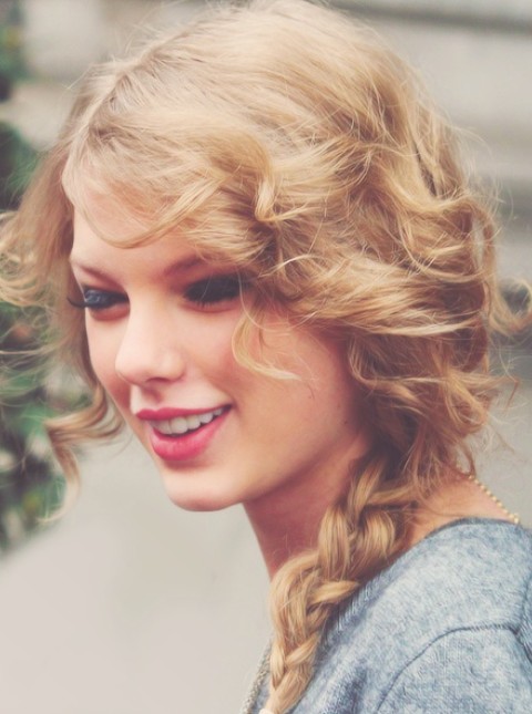 Taylor Swift Hairstyles: Fabulous Braided Hairstyles for Beauties