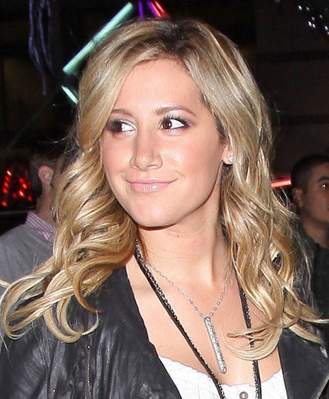 Ashley Tisdale Long Hairstyle: Shiny Curls