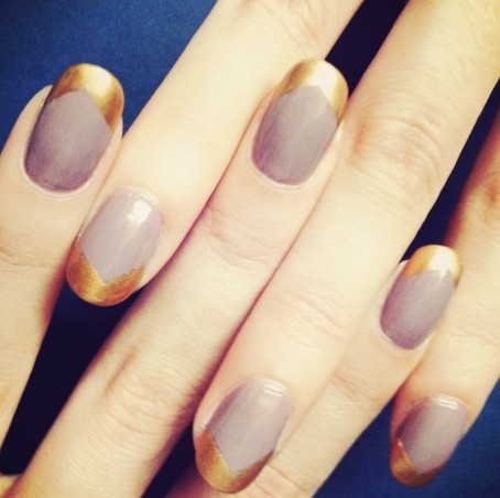 Easy Lavender with Asymmetrical Gold Tips Nail Design