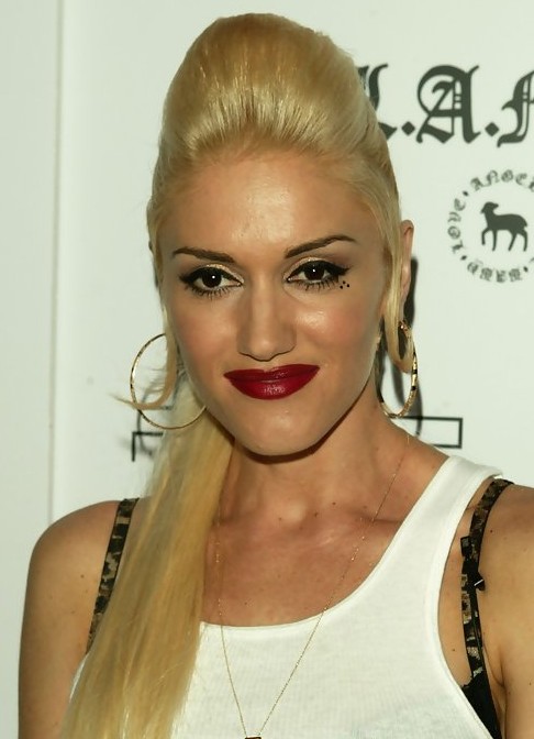 Gwen Stefani Long Hairstyle: Ponytail and Bouffant