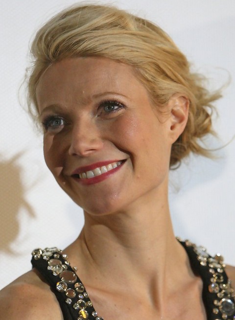 Gwyneth Paltrow Hairstyles: Tousled Chignon
