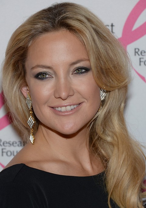 Kate Hudson Hairstyles: Trendy Long Wavy Haircut