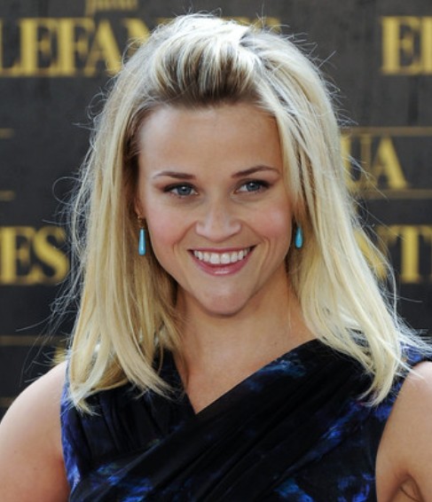 Reese Witherspoon Medium Length Hairstyle: Straight Haircut