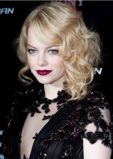 Deep Parted Faux Bob Hairstyle for Mid-length Curly Wavy Blond Hair