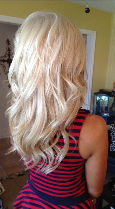 Charming Long Blond Hairstyles - Pretty Designs