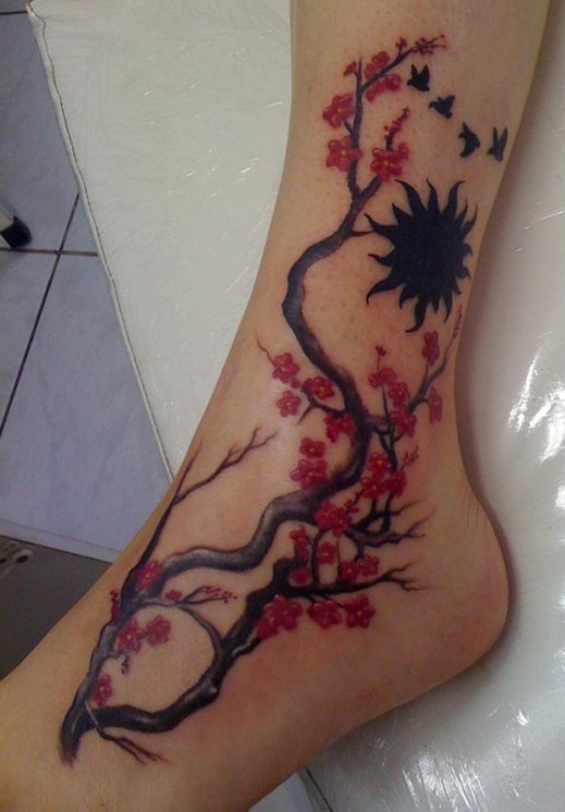 Desenhos de Tatuagens: Incrível de flor de cerejeira tatuagens no pé