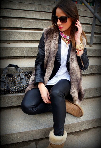 15 Winter Outfits With Brown Boots - 2 - Pelfind