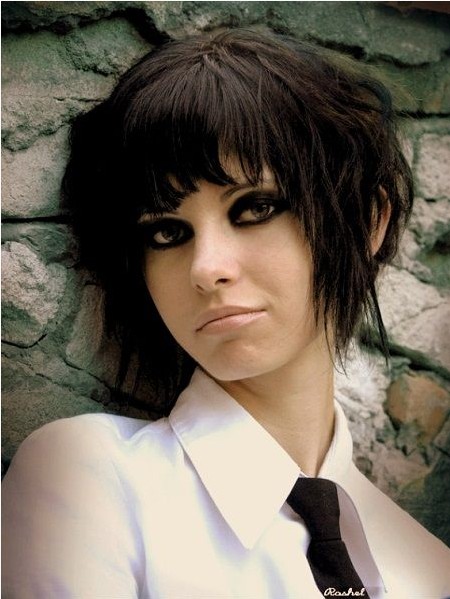 The Lovely Short Emo Hairstyle for Brunette Straight Hair