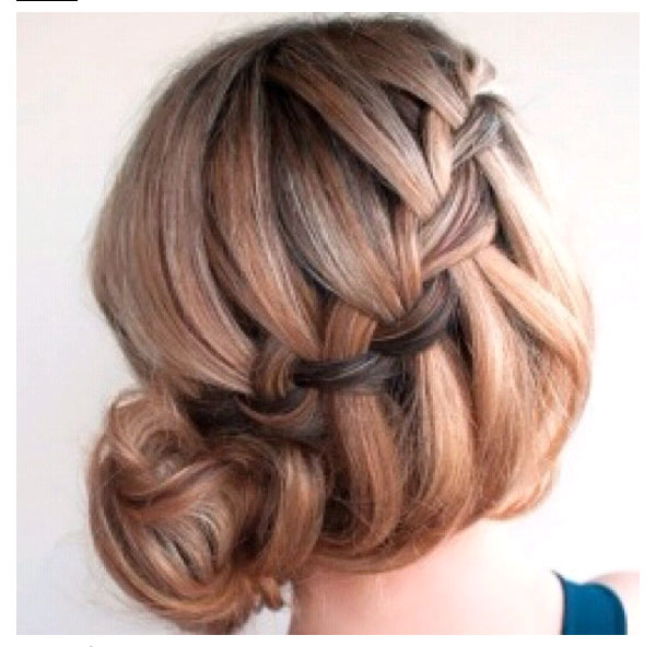 Acconciature con trecce sciolte: Cool Bun